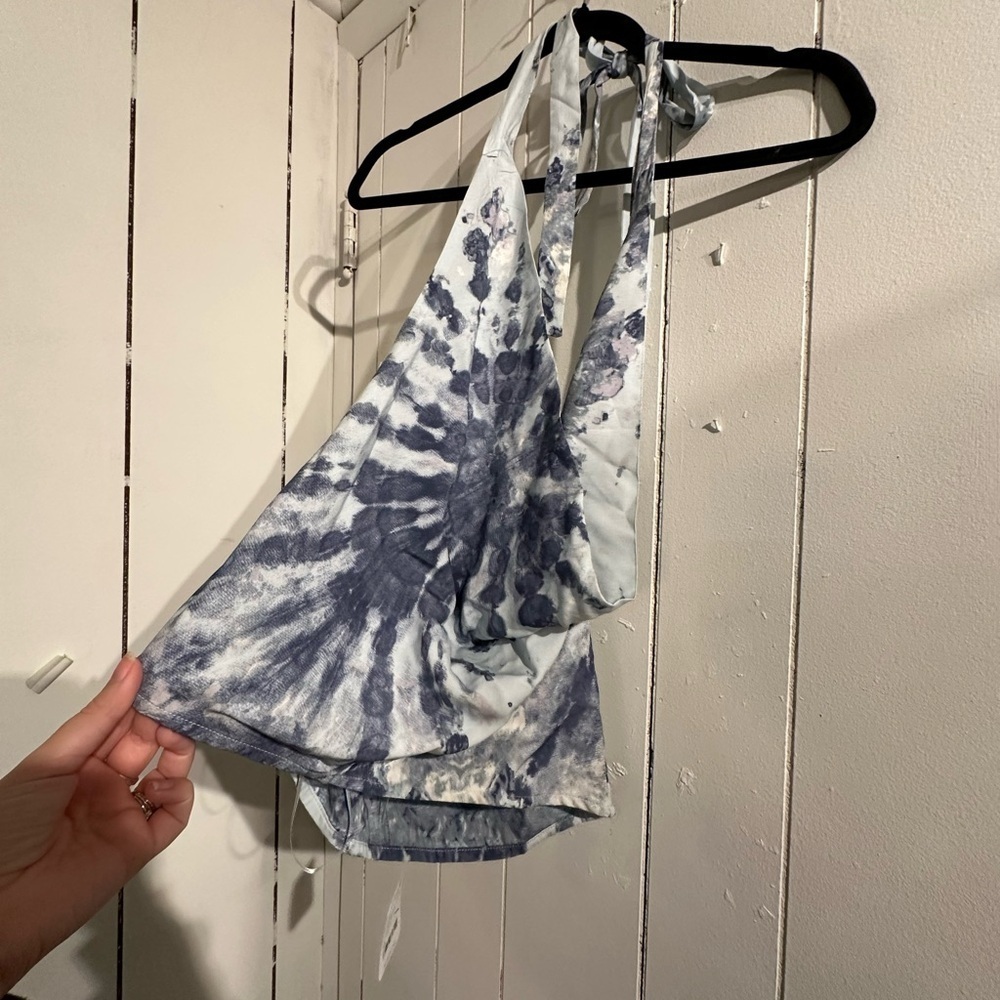 FREE PEOPLE NWT TIE-Dye BLUE Halter Top with cowl neck